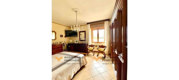 8 rooms Apartment in Lizzanello, Italy No. 168564 17