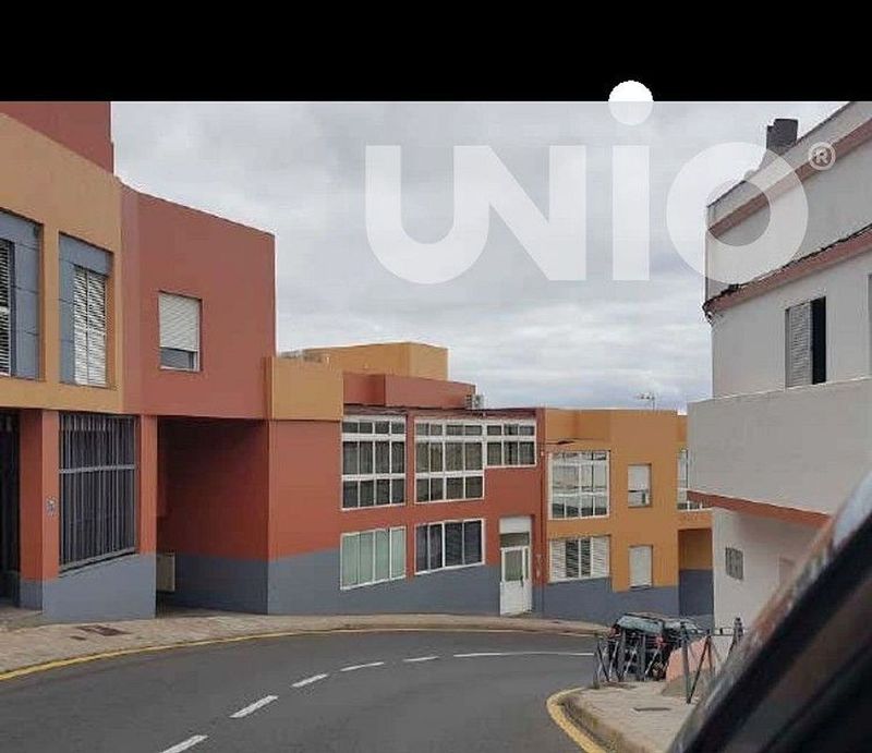 Apartamento de 3 dormitorios en San Cristóbal de La Laguna, Spain No. 244122