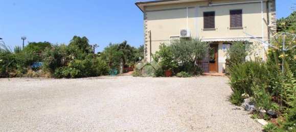 3 Schlafzimmer Villa in Larciano, Italy, Nr. 266687 4