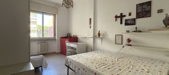 4 bedrooms Apartment in Pescara, Italy No. 313250 10