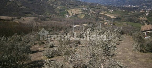 6 bedrooms House in Civitella del Tronto, Italy No. 124705 23