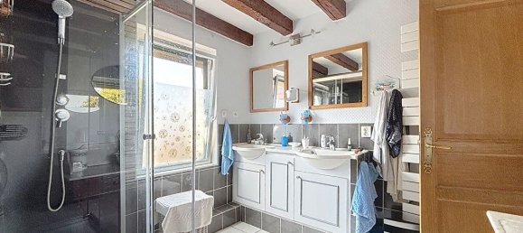 3 bedrooms House in Vendee, France No. 290409 9