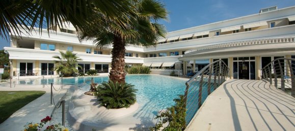 Apartamento T2 em Desenzano del Garda, Italy N.º 381908 2