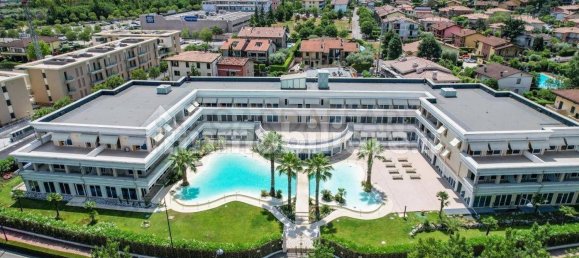 Apartamento T2 em Desenzano del Garda, Italy N.º 381908 5