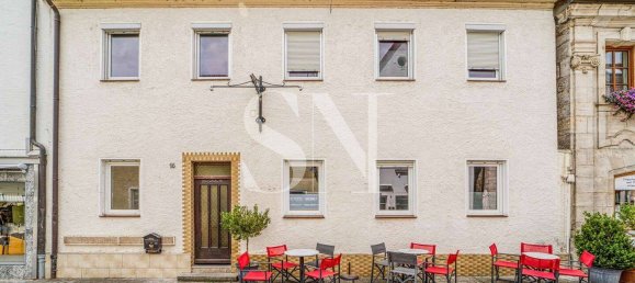 Здание с 8 комнатами в Forchheim, Германия № 233846 4