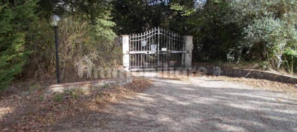 7 bedrooms House in Vaglia, Italy No. 172261 14