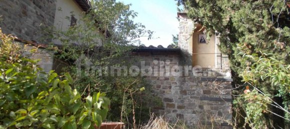 7 bedrooms House in Vaglia, Italy No. 172261 4