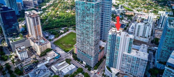 2 dormitorios propiedad comercial en venta en Miami, Miami-Dade, Florida, USA № 615258 17