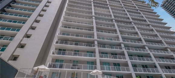 2 dormitorios propiedad comercial en venta en Miami, Miami-Dade, Florida, USA № 615258 2