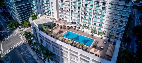 2 dormitorios propiedad comercial en venta en Miami, Miami-Dade, Florida, USA № 615258 29