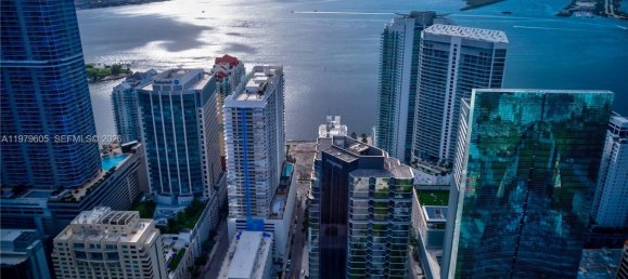 2 dormitorios propiedad comercial en venta en Miami, Miami-Dade, Florida, USA № 615258 20