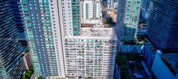 2 dormitorios propiedad comercial en venta en Miami, Miami-Dade, Florida, USA № 615258 27