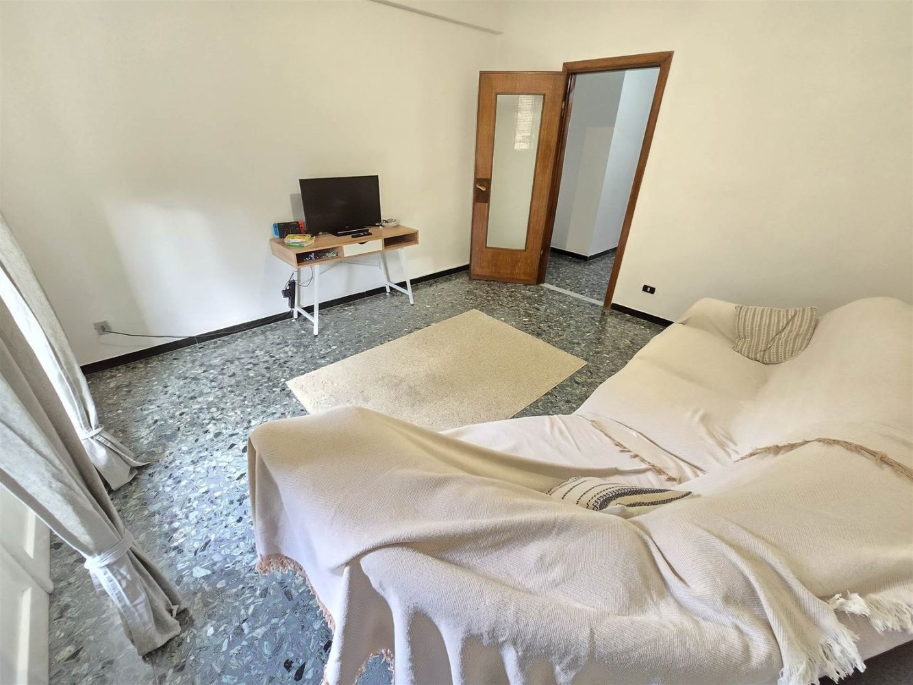 4 rooms Apartment in La Spezia, Italy No. 222880