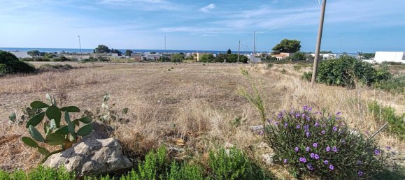 Terrain à Salve, Italy No. 376925 11