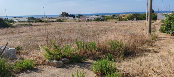 Terrain à Salve, Italy No. 376925 14