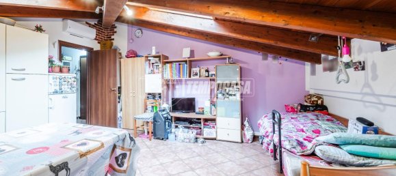 3 rooms Apartment in Medesano, Italy No. 238981 4