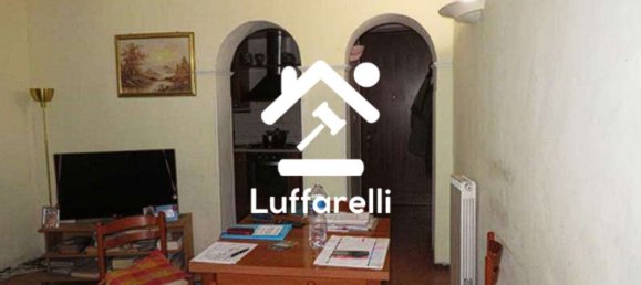 5 rooms Apartment in Turin, Italy No. 50565 3