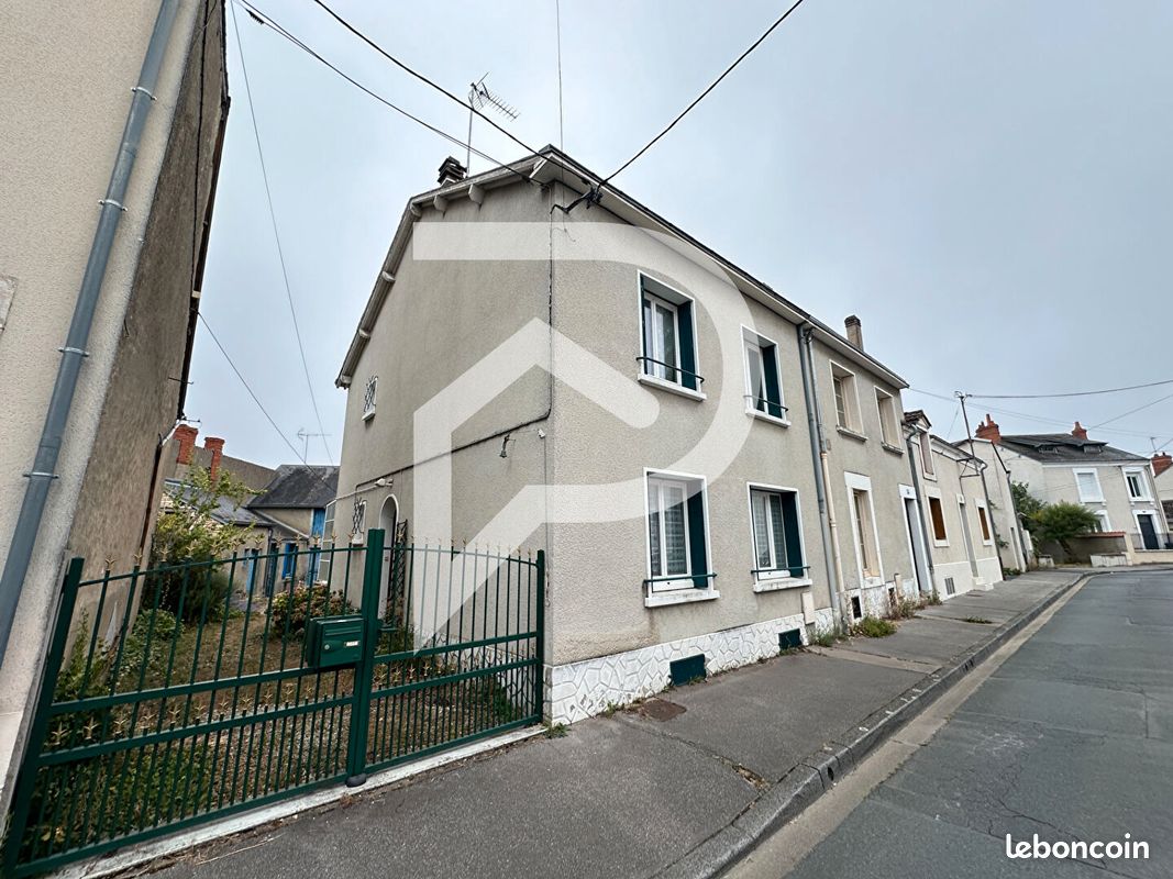 Moradia em banda T3 em Chateauroux, France N.º 55532