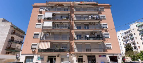 3 Schlafzimmer Penthouse in Syracuse, Italy, Nr. 289601 3