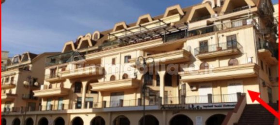 Imóvel comercial de 5 divisões em Enna, Italy N.º 303907 2