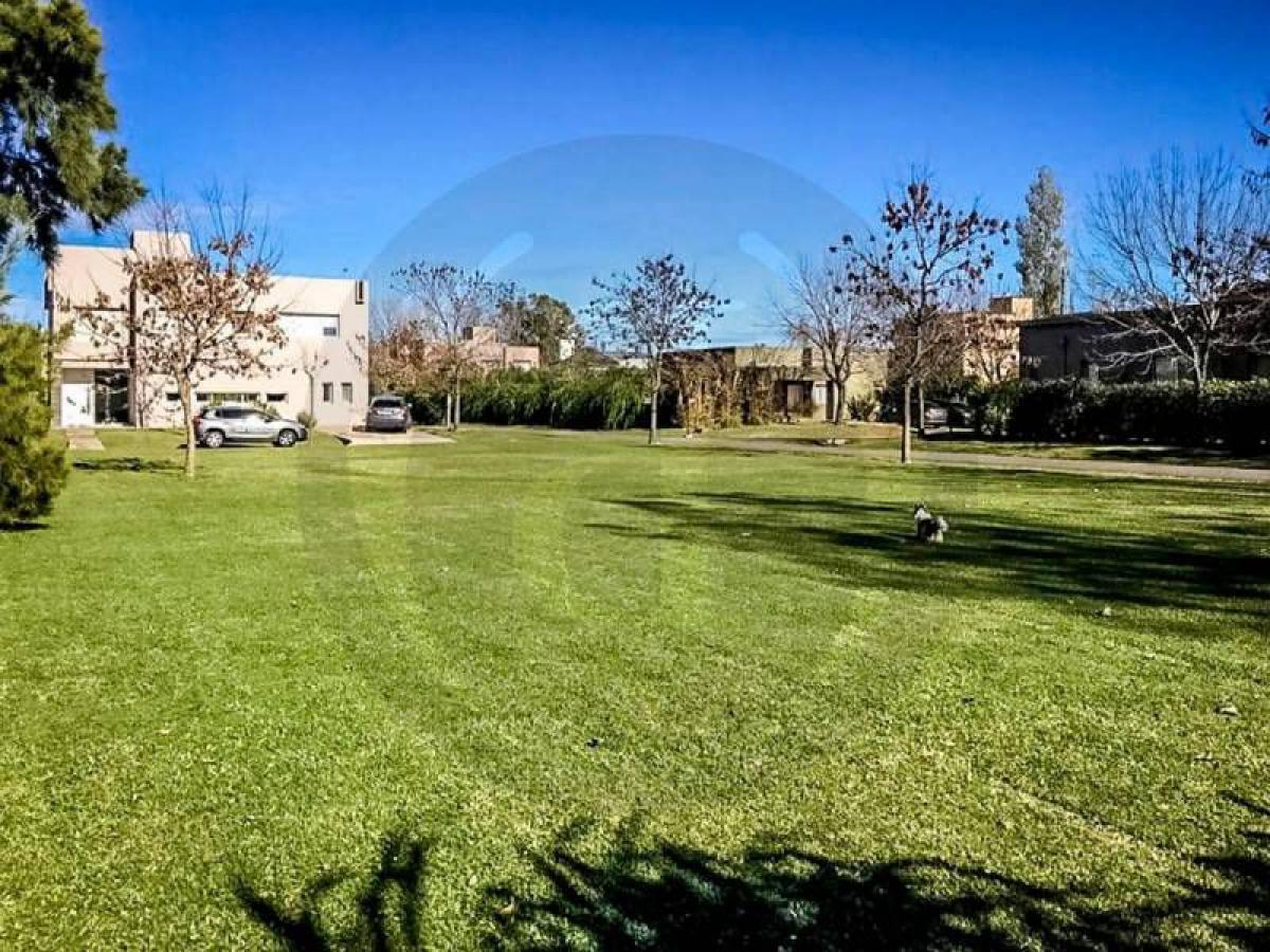  قطعة أرض في Escobar, Argentina رقم 38422