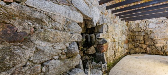 10 bedrooms Building in Terras de Bouro, Portugal No. 15092 9