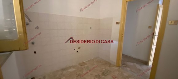 2 rooms Apartment in Monreale, Italy No. 92903 8