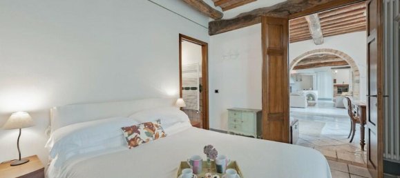 Дом с 6 спальнями в Поджибонси, Италия № 52753 20