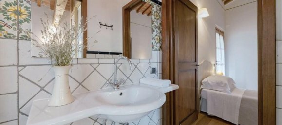 Дом с 6 спальнями в Поджибонси, Италия № 52753 24