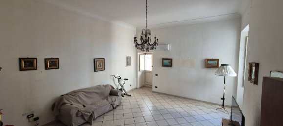 5 bedrooms Apartment in Naples, Italy No. 327445 25