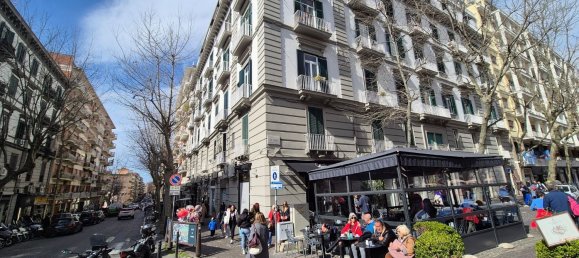 5 bedrooms Apartment in Naples, Italy No. 327445 45