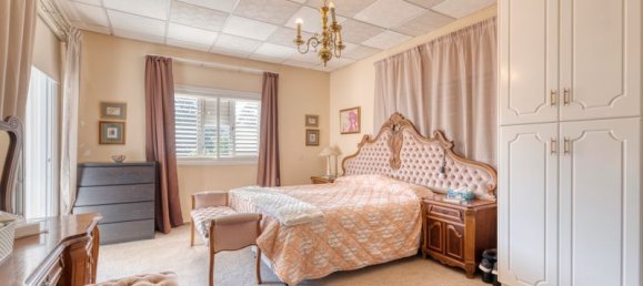 7 bedrooms Villa in Larnaca, Cyprus No. 9504 24