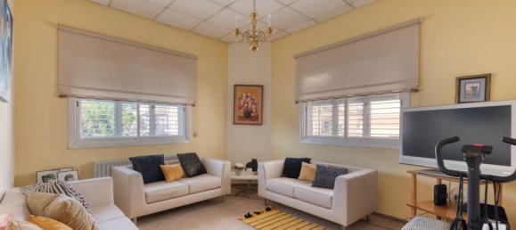 7 bedrooms Villa in Larnaca, Cyprus No. 9504 27