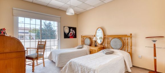 7 bedrooms Villa in Larnaca, Cyprus No. 9504 22