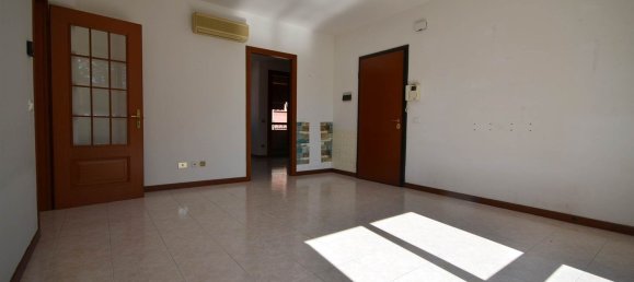 Apartamento T5 em Valsamoggia, Italy N.º 403703 9