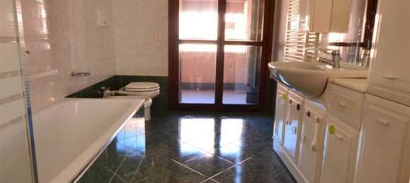 Apartamento T5 em Valsamoggia, Italy N.º 403703 20
