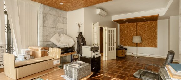 8 غرف نوم منزل في Lisbon, Portugal رقم 98424 11