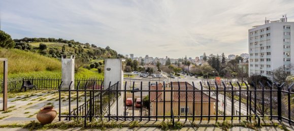 8 غرف نوم منزل في Lisbon, Portugal رقم 98424 24