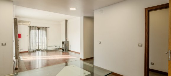 8 غرف نوم منزل في Lisbon, Portugal رقم 98424 19