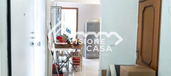 Casa de 3 divisões em Reggio Emilia, Italy N.º 196439 2