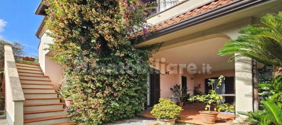 4 bedrooms Villa in Fosdinovo, Italy No. 349430 3