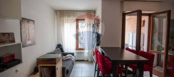 3-salle Appartement à Chiaravalle, Italy No. 6546 11