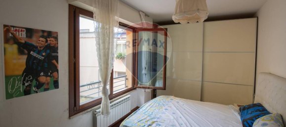 3-salle Appartement à Chiaravalle, Italy No. 6546 18