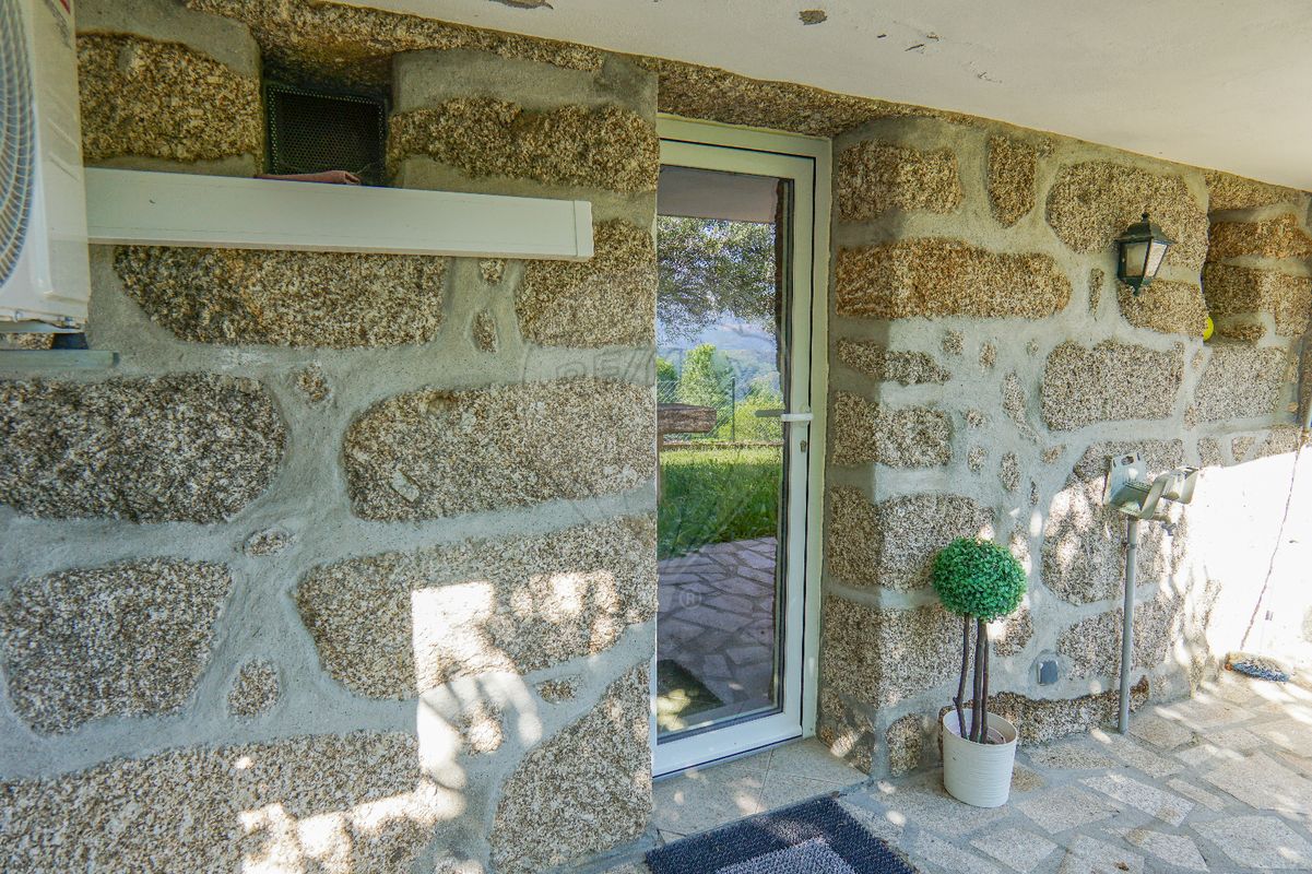 2 bedrooms House in Amarante, Portugal No. 26620