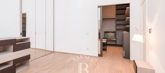 5 rooms Apartment in Milan, Italy No. 333235 15