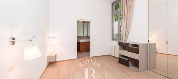 5 rooms Apartment in Milan, Italy No. 333235 13