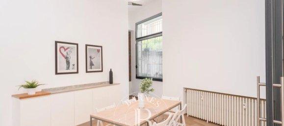 5 rooms Apartment in Milan, Italy No. 333235 11
