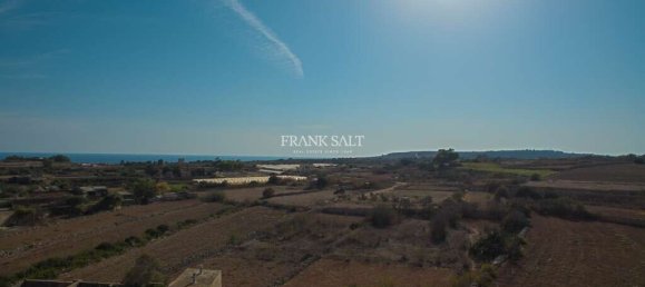 3 bedrooms Apartment in Ghajnsielem, Malta No. 785 4