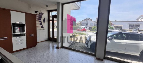 4 rooms Warehouse in Dueville, Italy No. 228649 18