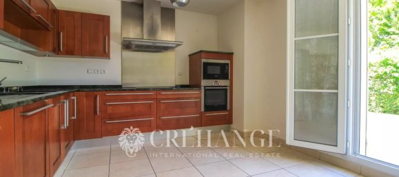 4 bedrooms Villa in Orgeval, France No. 297972 7